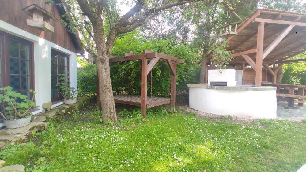 Ubytovani Pod Jilmem Zar Luaran gambar